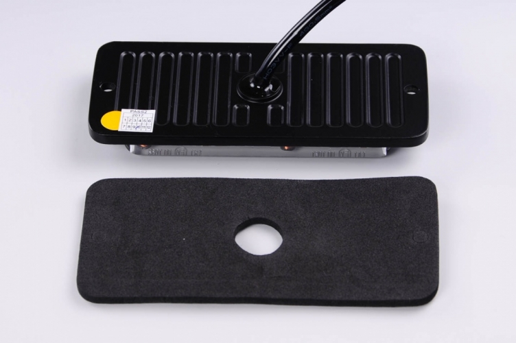 Predátor LED 12/24V  120*52*14